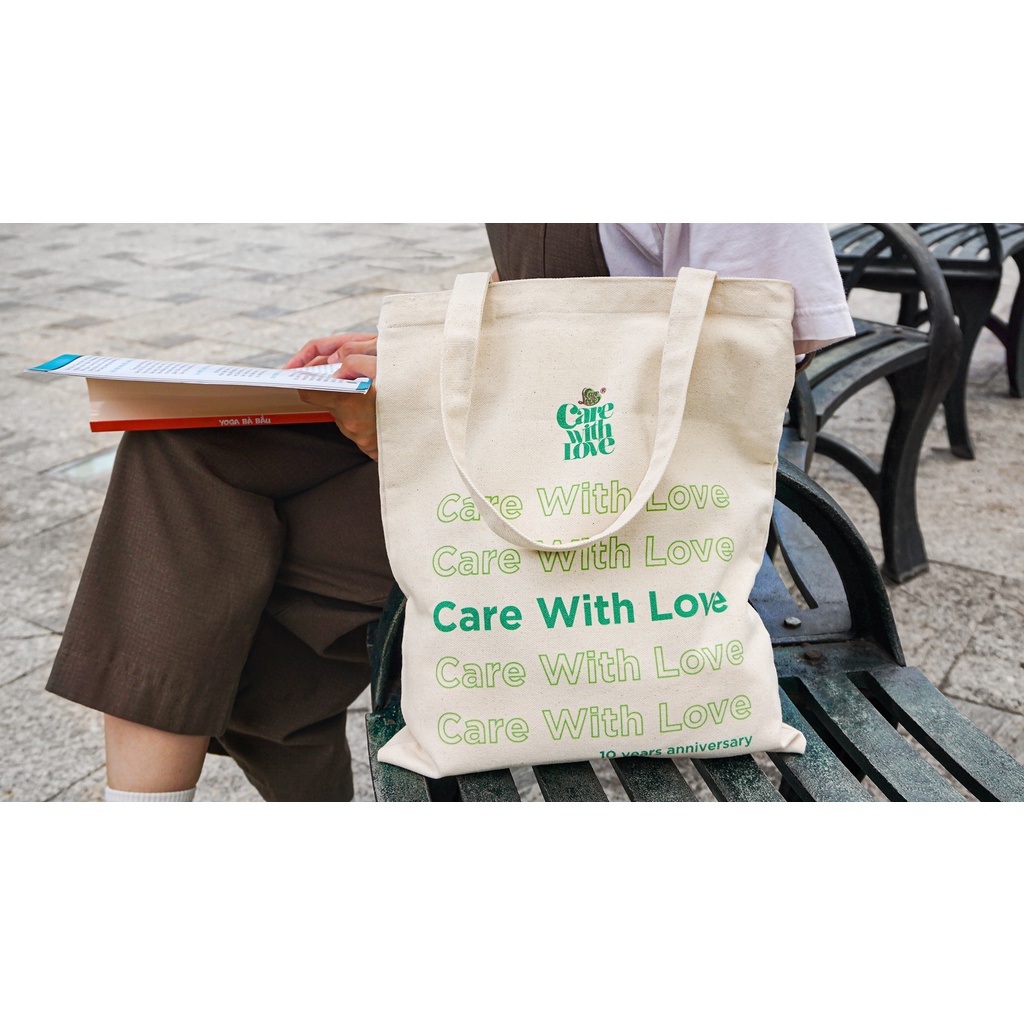 Túi Tote Canvas CARE WITH LOVE Phong Cách Retro Cao Cấp