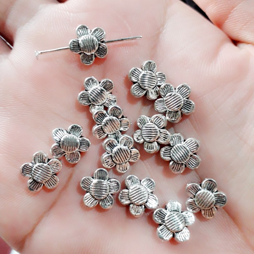 Charm bạc cổ : 50g = 25k / 1 gói [ Sỉ charm mix vòng tay handmade ]