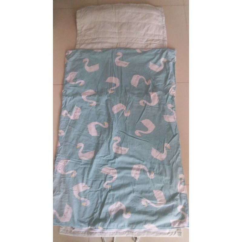 Thanh lý bộ nệm mền cho bé