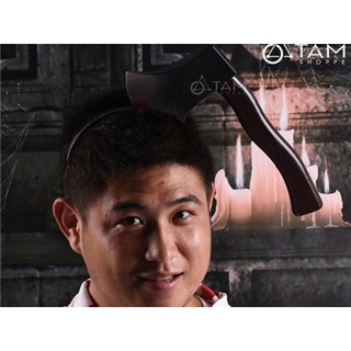 Cài Halloween hình cây rìu bổ đầu TTTM