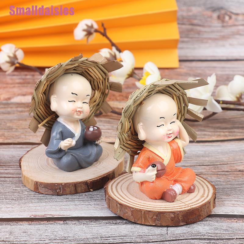 Set 4 Mô Hình Chú Tiểu Đội Nón Rơm Trang Trí Nội Thất Xe Hơi