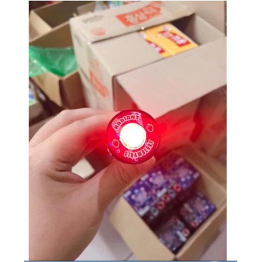 Kẹo đèn pin Laser Pop siêu hot hit ạ