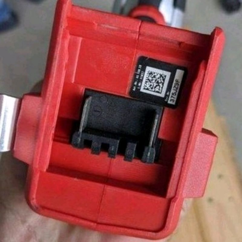 Bộ chuyển đổi pin Ryobi ONE+ cho thân máy Ozito Xpower