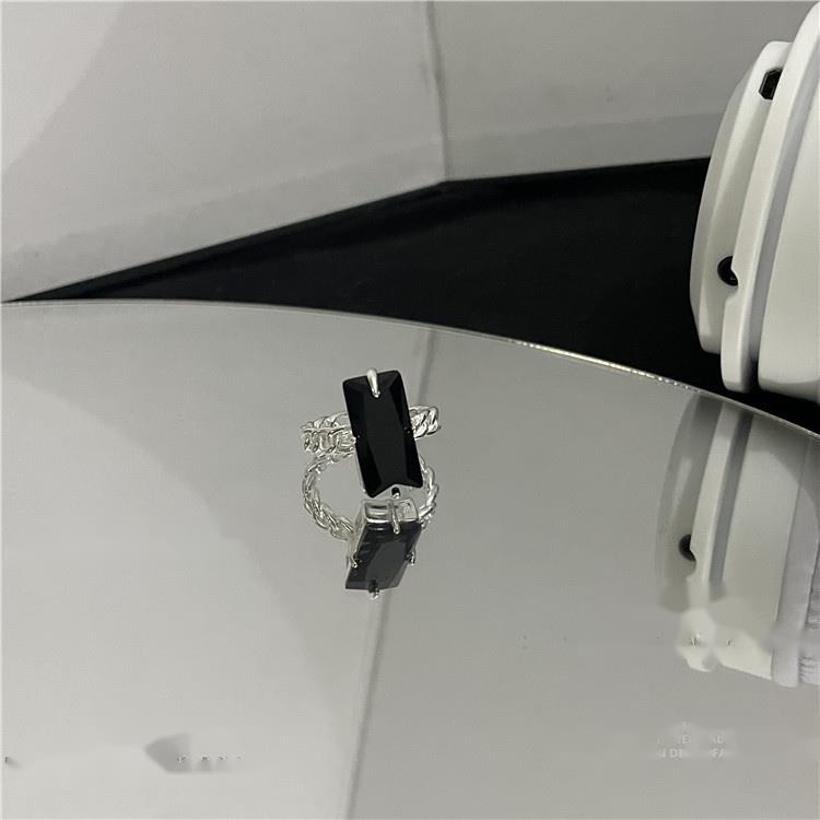 Nhẫn Hở Hình Vuông Đính Kim Cương Đen Phong Cách Hip Hop Đường Phố Thời Trang Có Thể Điều Chỉnh