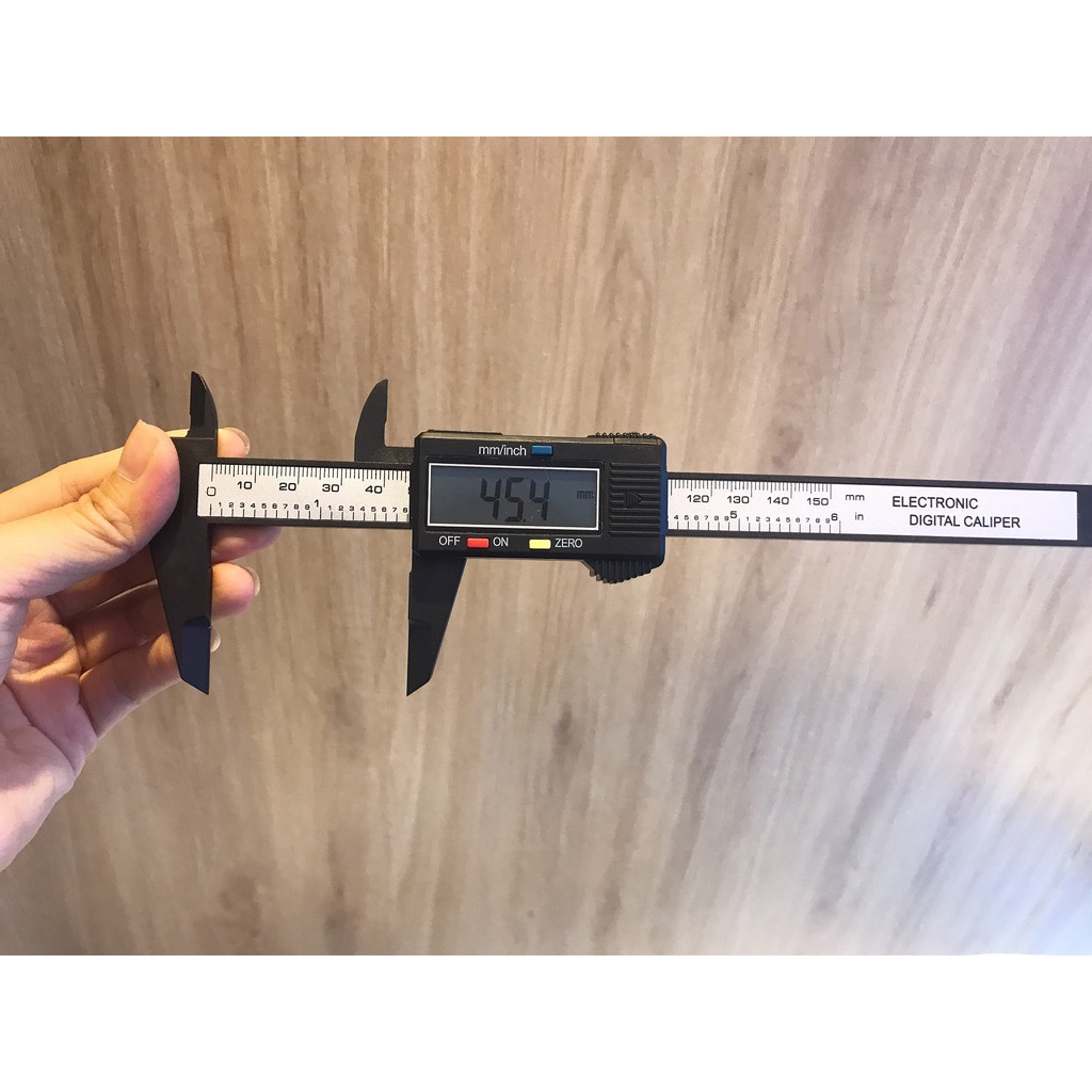 Thước đo điện tử đo tối đa 15cm dùng để đo bản vòng li nhẫn, li chuỗi đá