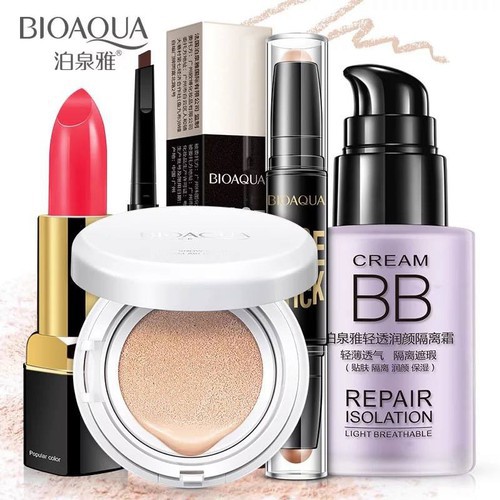 Bộ trang điểm tím