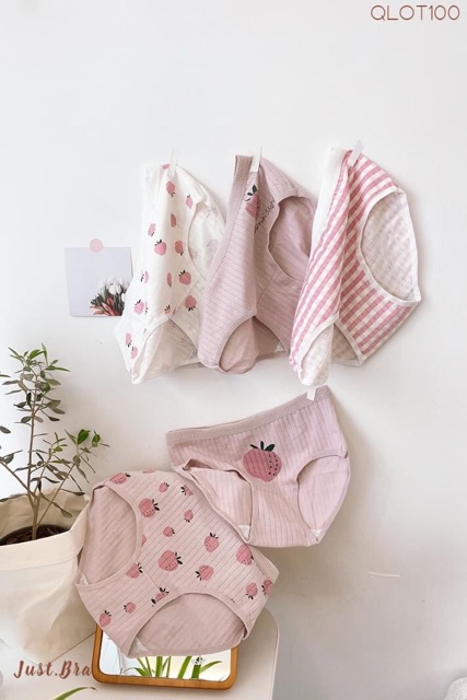 Set 10 quần lót cotton hoạ tiết dâu tây