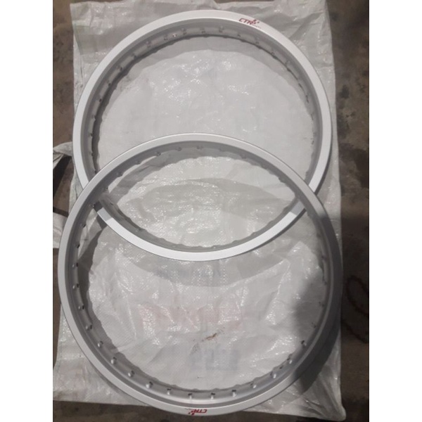 Cặp  niềng  nhôm CTR hàng  cao cấp