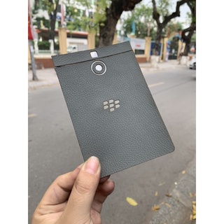 Dán da lưng Blackberry Passport Silver