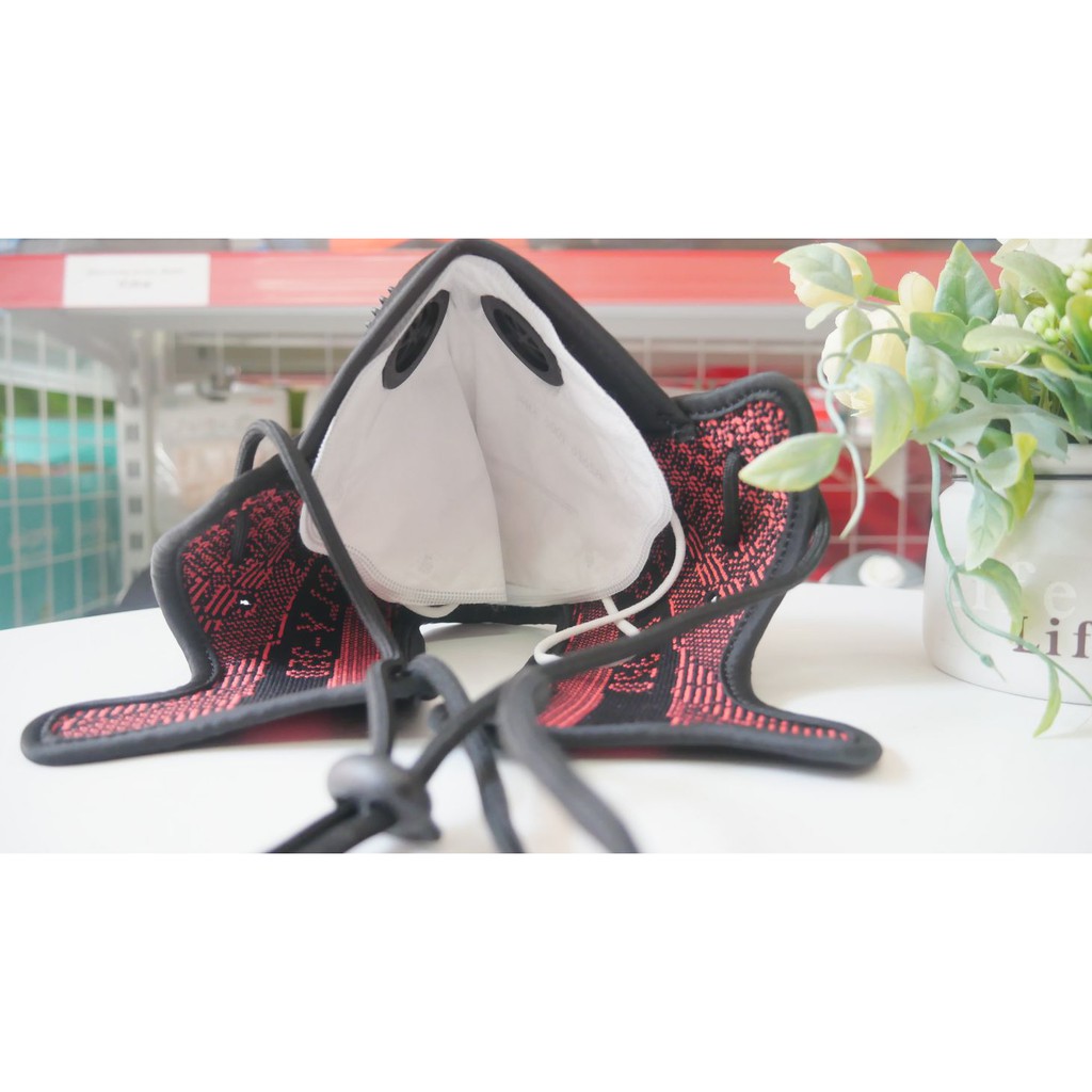 Khẩu Trang Giày Yezzy chống bụi mịn thời trang nghệ sỹ - Red