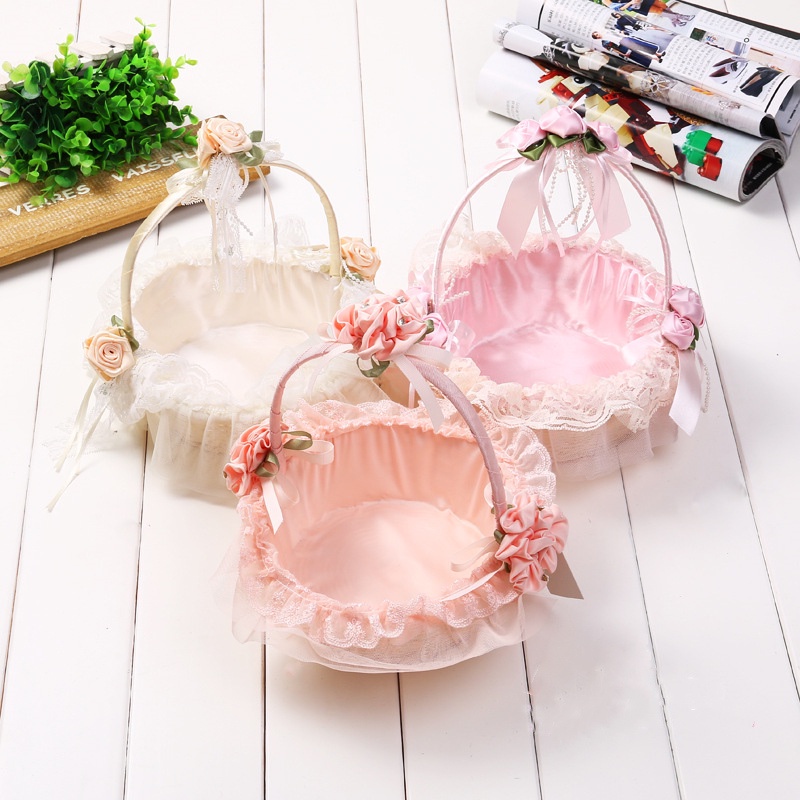 Giỏ Hoa Đan Mây Di Động Phong Cách Hàn Quốc Dùng Trang Trí Đám Cưới
