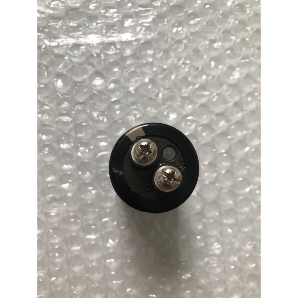 TỤ ĐIỆN TRỤC CÓ CHÂN VÍT ĐIỆN PHÂN 80VDC-4700MFD