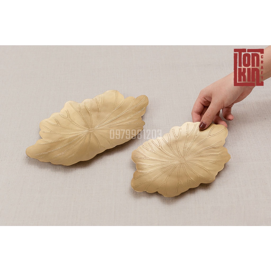 Đĩa đồng chạm lá sen, khay đồng, đĩa đồng vàng thủ công