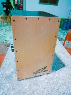 Trống Cajon