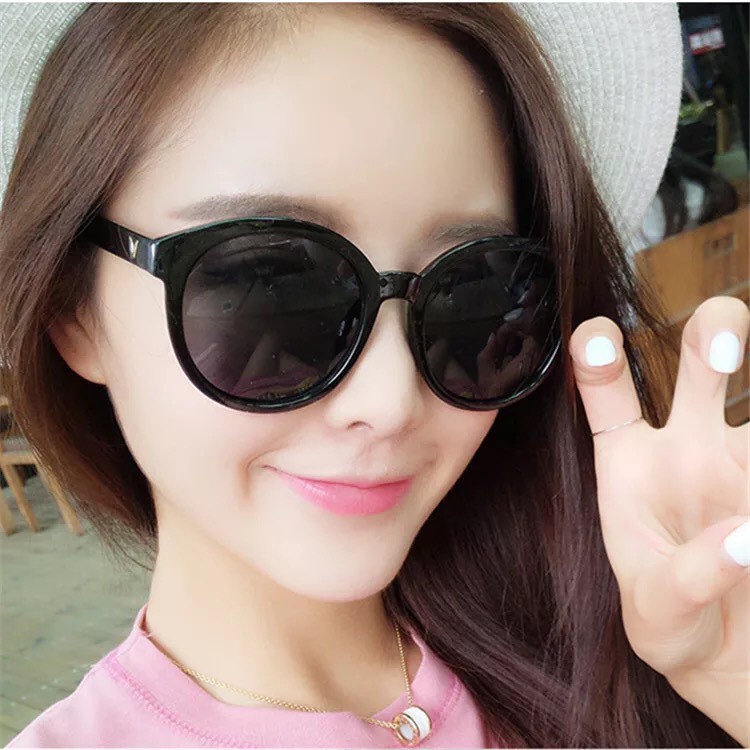 [Mã FARSSTGRE giảm 5K đơn bất kỳ] [CỰC HOT] MẮT KÍNH THỜI TRANG V TRẮNG TRÒN HOT GIRL | BigBuy360 - bigbuy360.vn