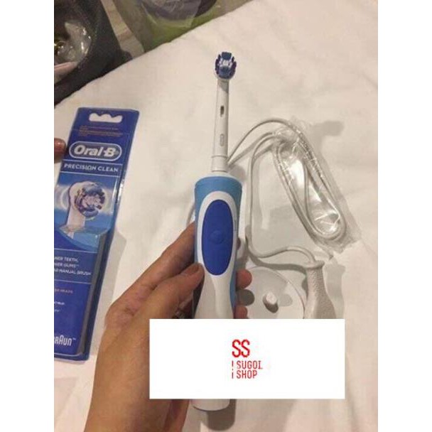 Bàn chải đánh răng điện braun Oral -B