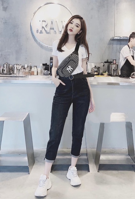 Quần Jean Baggy nữ dài dành cho Big size màu đen tuyền lưng cao co dãn mạnh 3979 | BigBuy360 - bigbuy360.vn