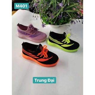Giày thể thao bé gái