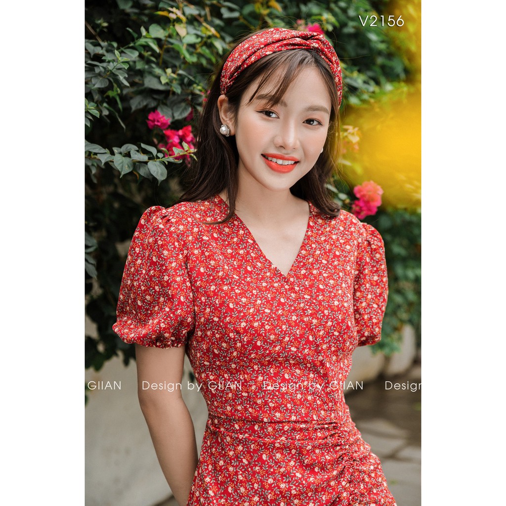 Váy hoa nhí dáng dài tay bồng đi biển thiết kế đuôi cá nhún eo rút dây cổ V chính hãng GIIAN - GV2156 | BigBuy360 - bigbuy360.vn