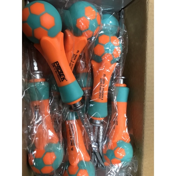 Tô vít hai đầu có nhiều nấc Proteck 4-5-6mm