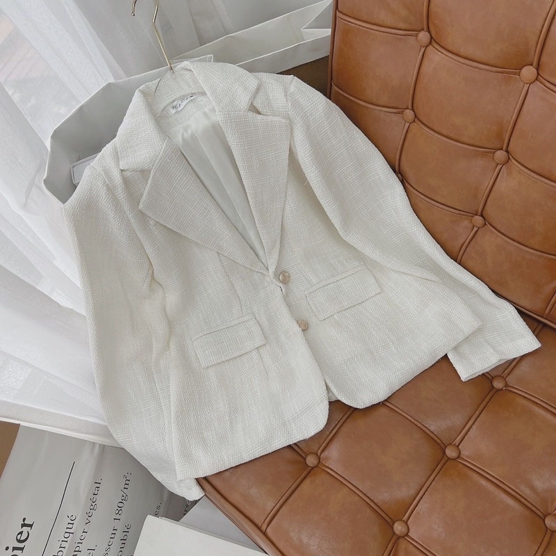 áo khoác vest dạ trắng