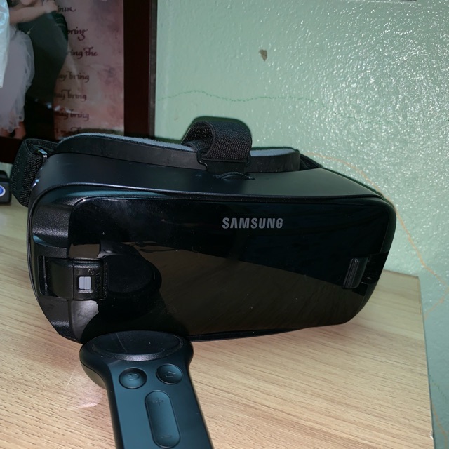 Kính thực tế ảo samsung vr2