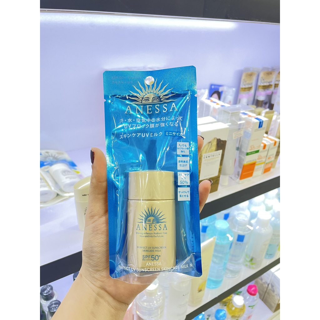 Kem Chống Nắng Anessa Perfect UV Sunscreen Skincare Milk SPF50+/PA++++
