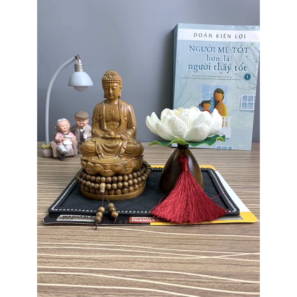 Tượng phật Adida gỗ cùng đài sen trắng để taplo xe hơi,set phật adida bên mộc liên hoa