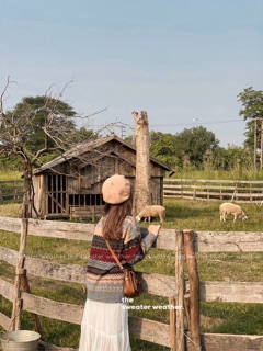 Áo len thổ cẩm