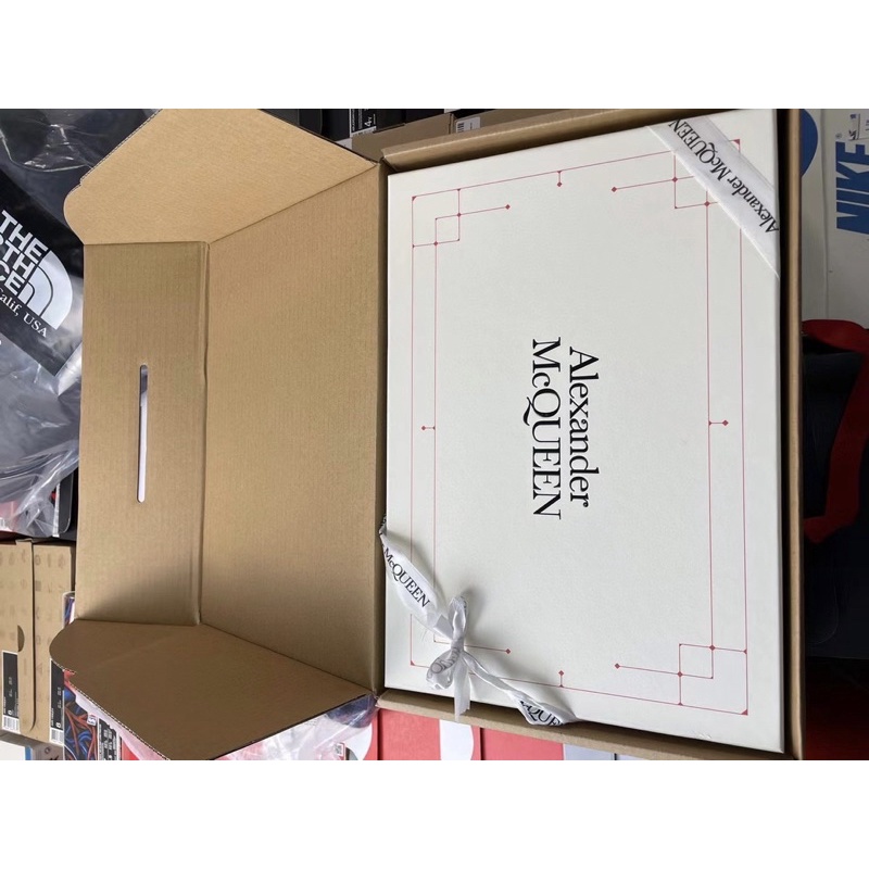 Giày Alexander Mc.Queen bản gót đen | phiên bản cao cấp