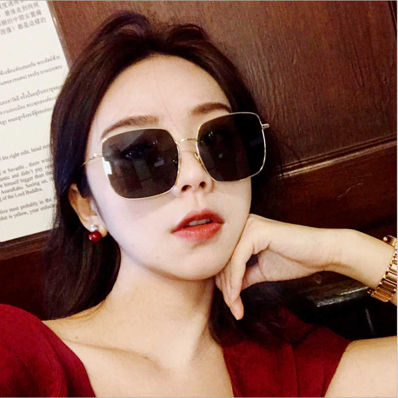 Kính mát gọng vuông oversize bằng kim loại phong cách hàn quốc cho nữ