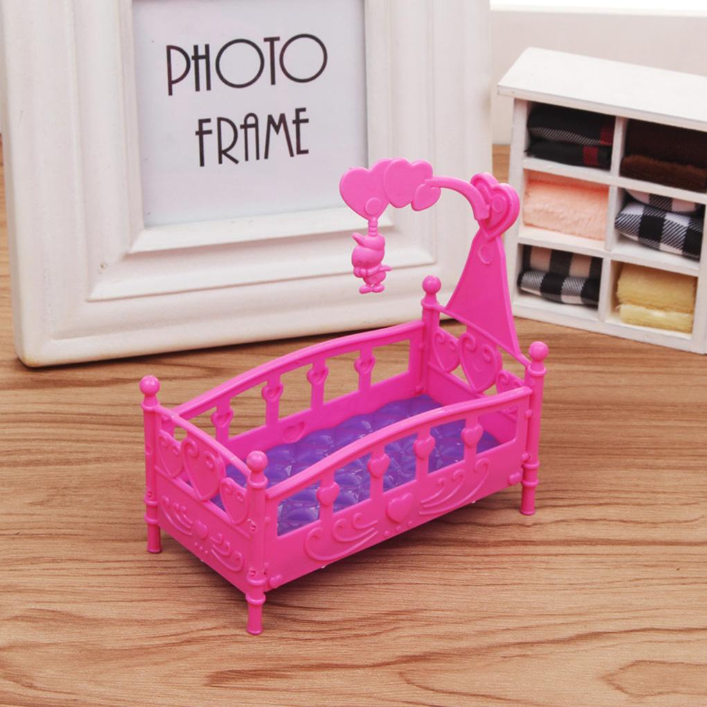 Giường Ngủ Mini Bằng Nhựa Màu Sắc Ngẫu Nhiên Kích Thước 10x10x5 / 5cm Trang Trí Nhà Búp Bê