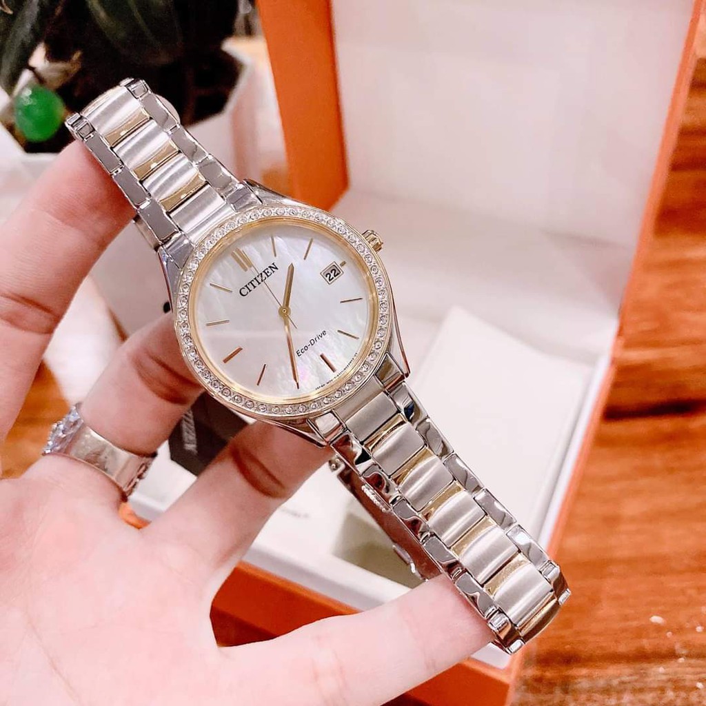 Đồng hồ Nữ Citizen Eco-Drive EO1184-57N Demi,Mặt trắng,Đính kim cương,Lịch-Năng lượng ánh sáng-Dây kim loại-Size 34mm