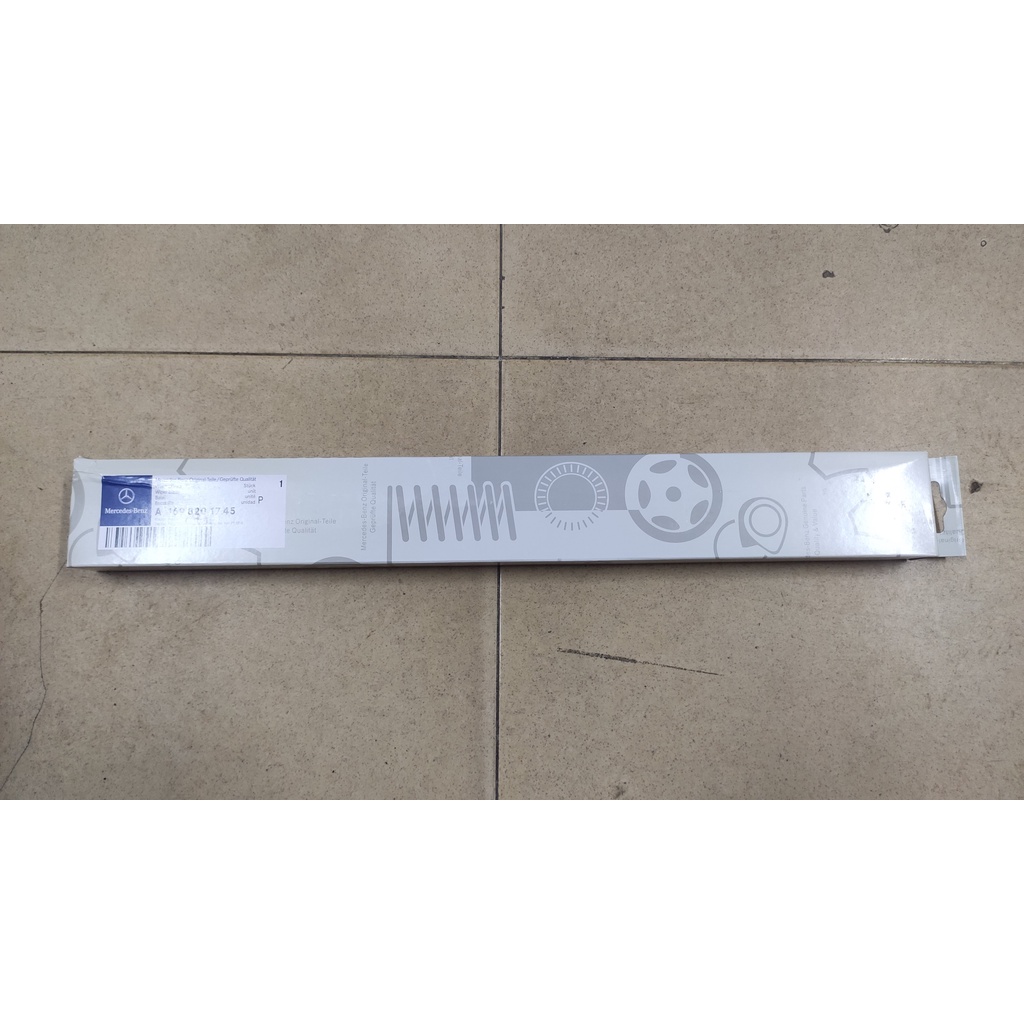 Gạt Mưa Ô tô phía sau dành cho Mercedes-Benz GLC, GLA ,GLS,V220,v250 .... New (w253,w176,w166) New !(GIAO HÀNG HOẢ TỐC)