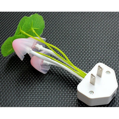 Đèn Ngủ Cảm Ứng Hình Nấm Tự Đổi Màu #262