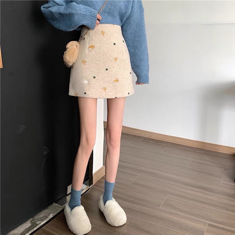 Chân  váy họa tiết siêu xinh