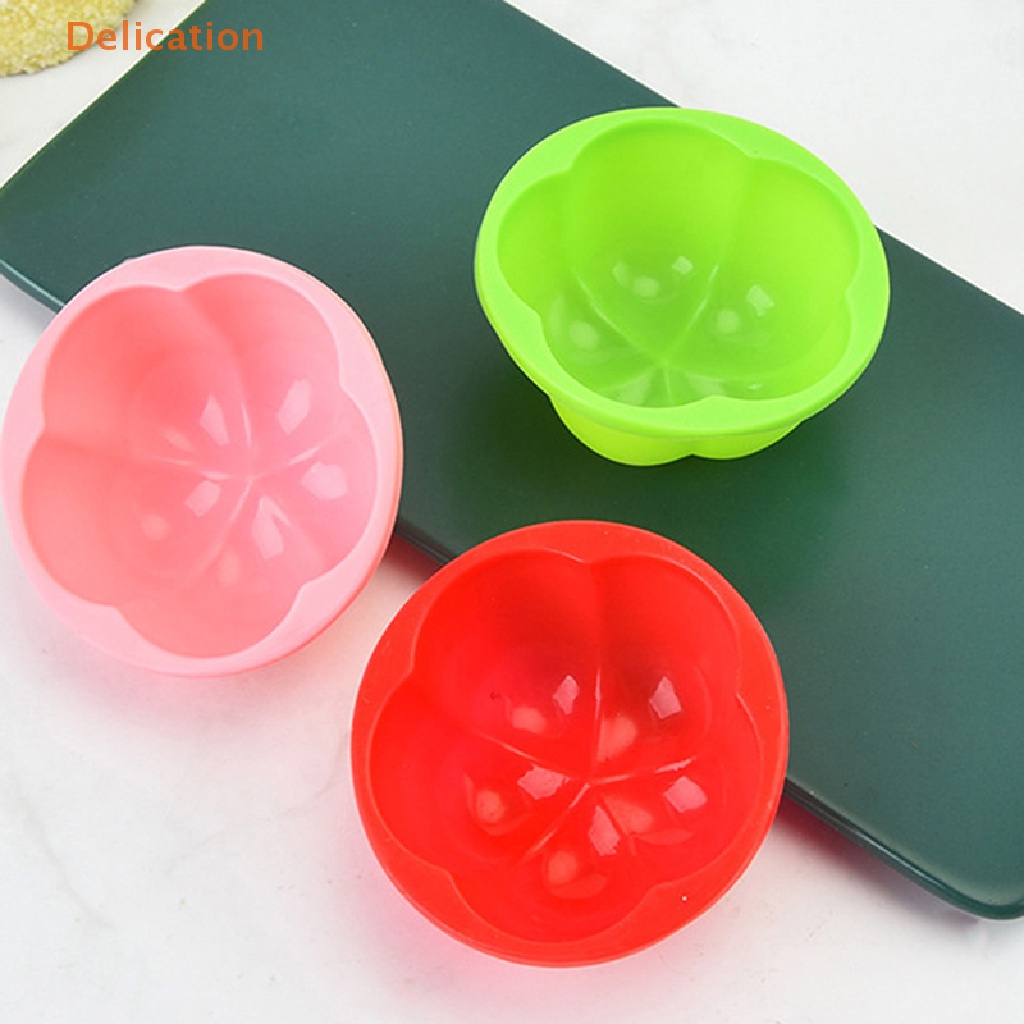 Set 1  Khuôn Silicone Làm Bánh Hình Bí Ngô / Tròn Tiện Dụng