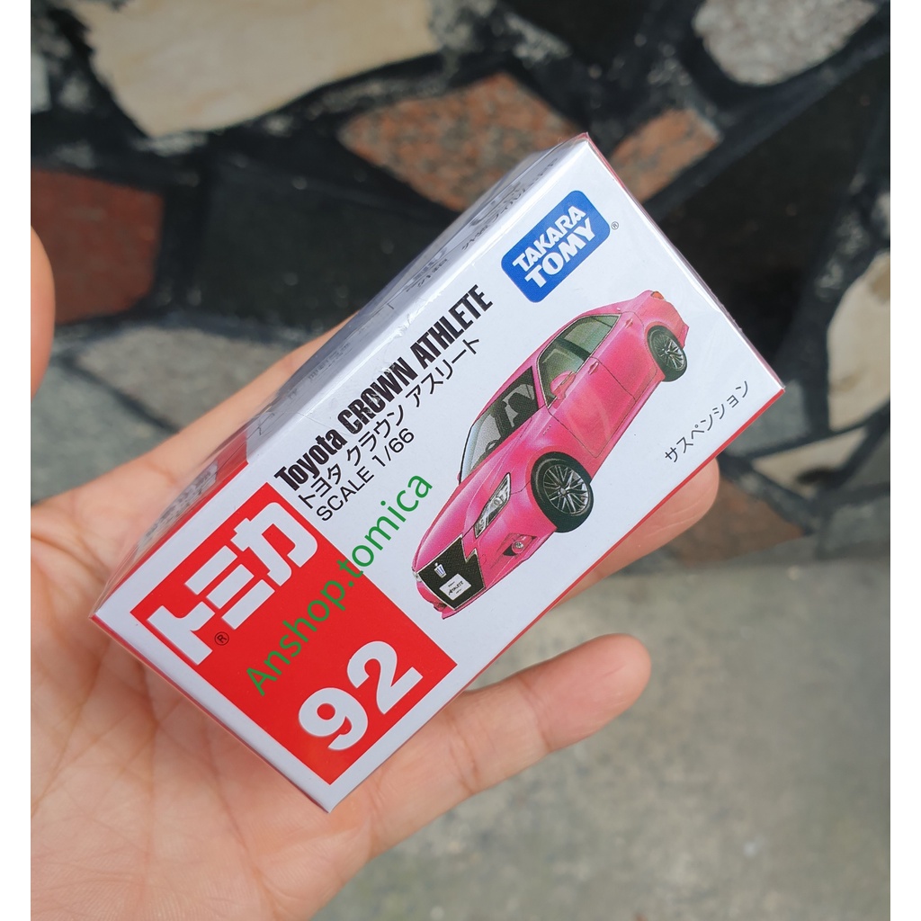 Mô hình xe Toyota màu hồng tomica Nhật Bản No92