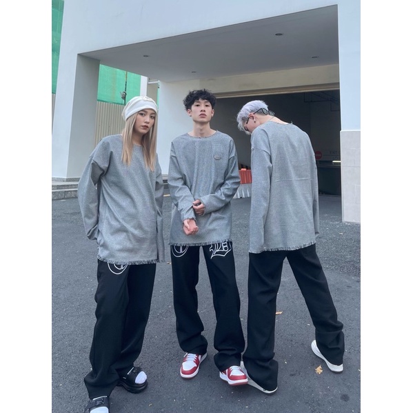 [Mã 12FASHIONSALE1 giảm 10K đơn 50K] Áo dài tay OMBRE TWEED SWEATER