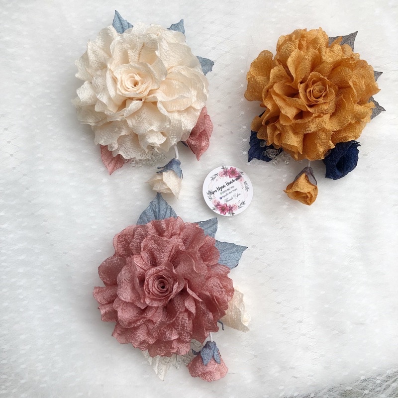 Hoa cài áo handmade cao cấp-Hoa voan tơ dây leo mix cành pha lê- 10cm