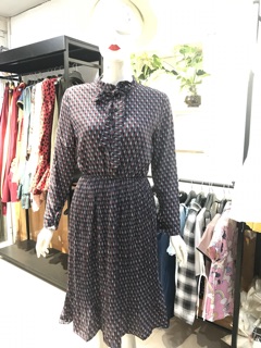 Váy xoè tiểu thư
