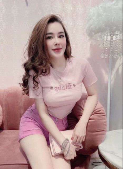 Áo croptop chữ baby thêu hàng hịn