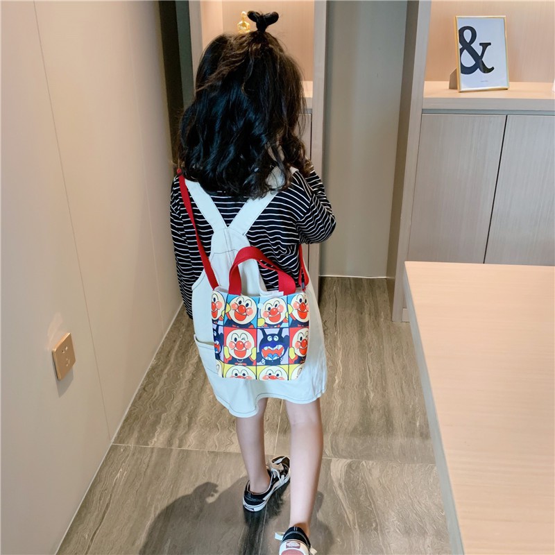 Túi đeo chéo in họa tiết đáng yêu dành cho bé gái