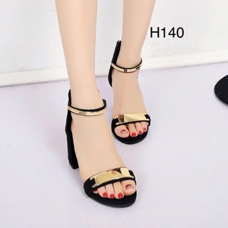 Giày đế vuông 7cm