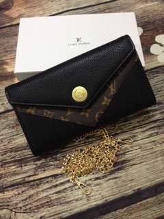 Clutch cầm tay Lv