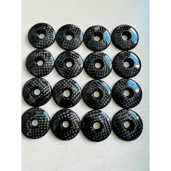Cặp gù dẹp carbon