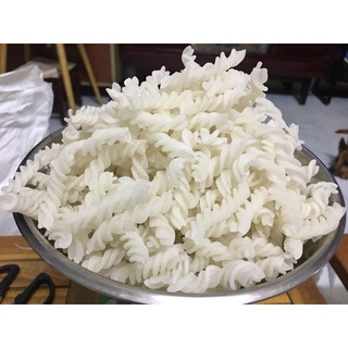 Nui gạo xoắn trắng đặc sản sa đéc