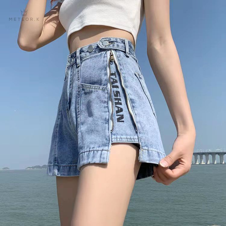 Quần sọt denim lưng cao ống rộng thiết kế sành điệu