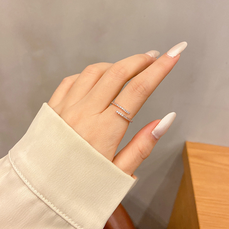 Nhẫn Hở Có Thể Điều Chỉnh Kích Cỡ