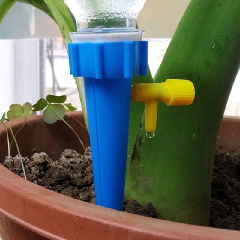 Bộ 10 vòi tưới ( tặng kèm van ) nhỏ giọt tự động cung cấp đủ nước cho cây ( 6-10 bộ ) khi gia đình đi du lịch giá rẻ